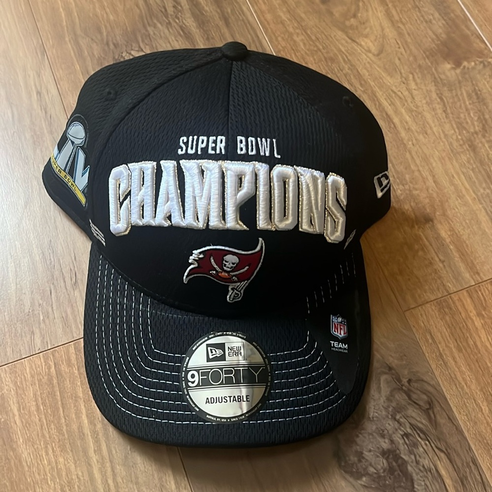 Tampa Bay Buccaneers New Era SUPER BOWL LV CHAMPS "Locker-Room" 9FORTY Hat-Black